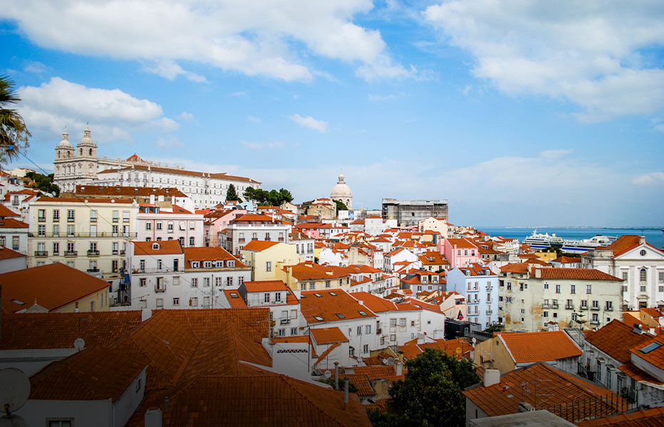 Lisbon destination card